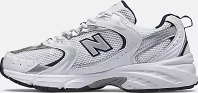 New Balance 530 white/natural indigo für 85€ (-6%)
