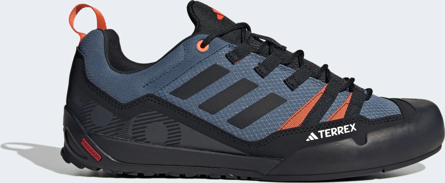 adidas Terrex Swift Solo 2.0 wonder steel/core black/semi impact orange für 51€ (-22%)