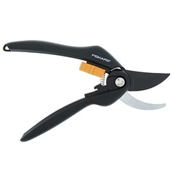 Fiskars SingleStep Bypass-Gartenschere P26 (20 cm)