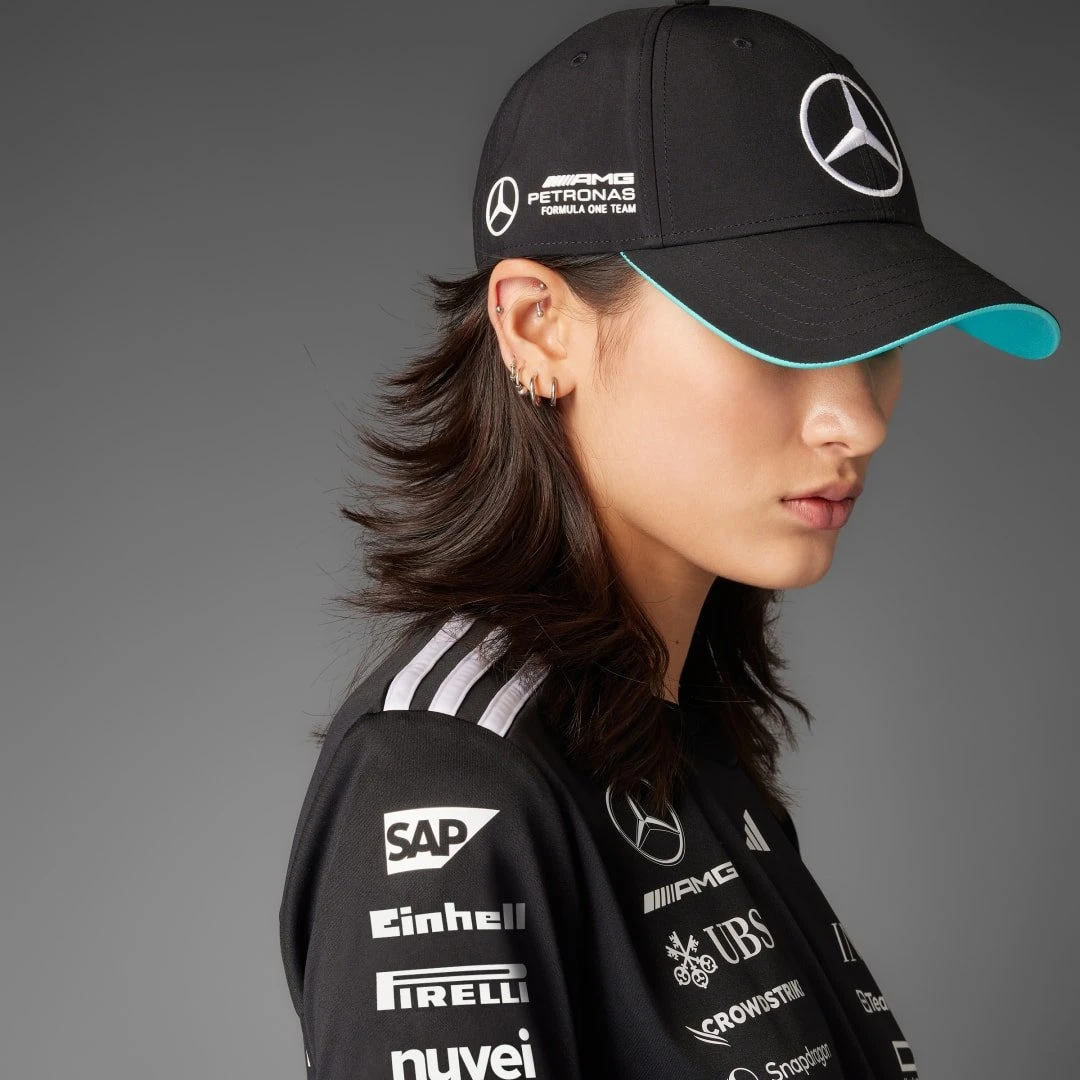 adidas Mercedes AMG Petronas Formula One Team Driver Kappe schwarz/weiß für 16€ (-14%)