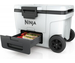 Ninja FrostVault Kühlbox 42L mit Rollen für 165€ (-18%)